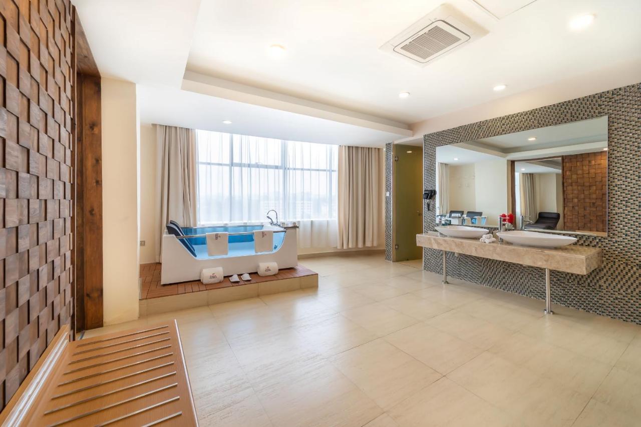 Prideinn Azure Hotel Nairobi Westlands Exterior photo