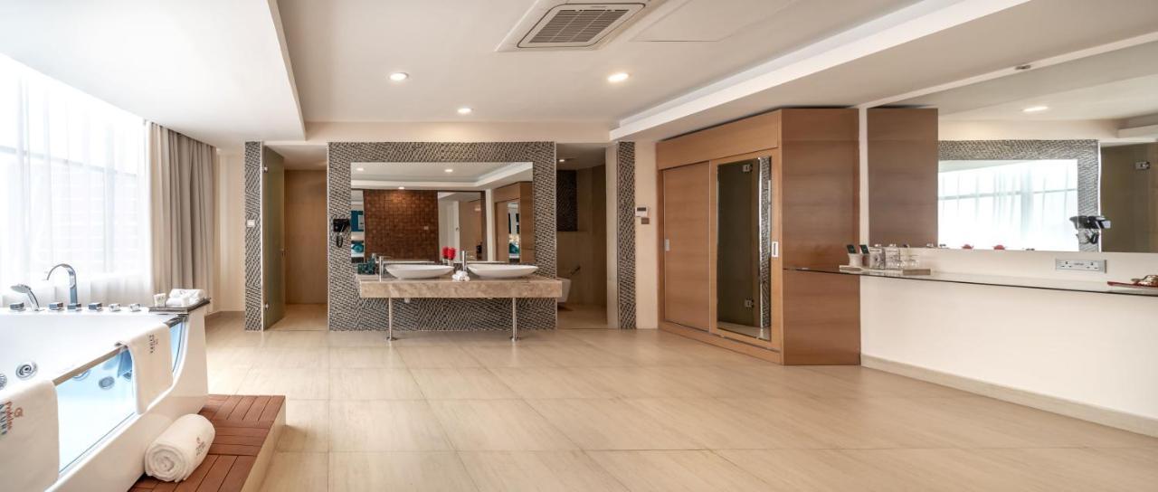 Prideinn Azure Hotel Nairobi Westlands Exterior photo