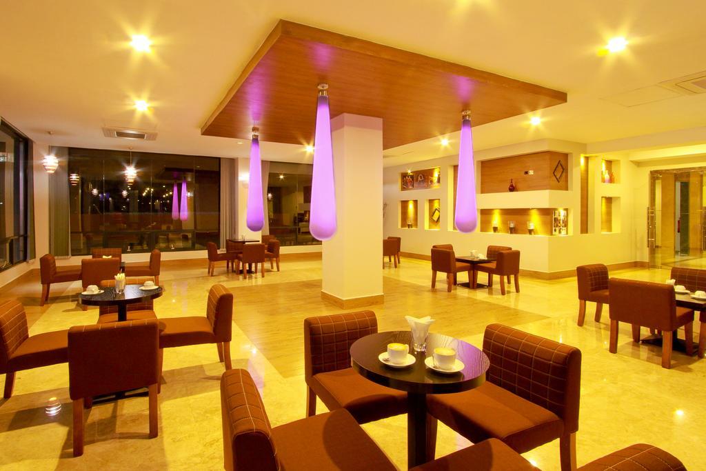 Prideinn Azure Hotel Nairobi Westlands Exterior photo