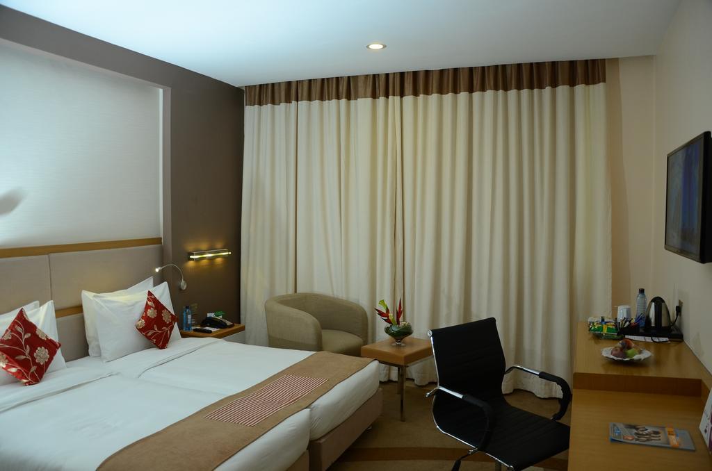 Prideinn Azure Hotel Nairobi Westlands Exterior photo
