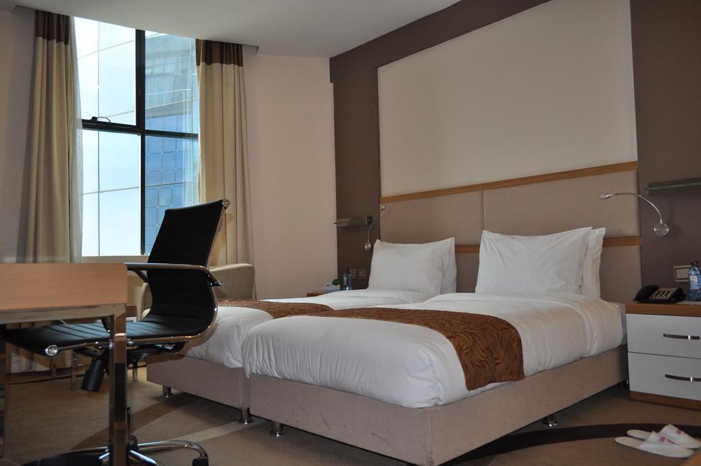 Prideinn Azure Hotel Nairobi Westlands Exterior photo