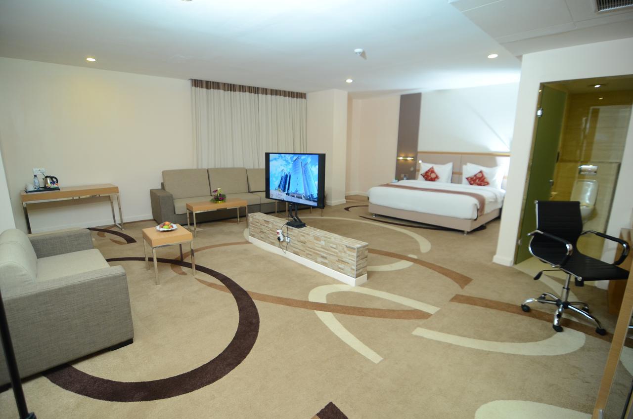 Prideinn Azure Hotel Nairobi Westlands Exterior photo